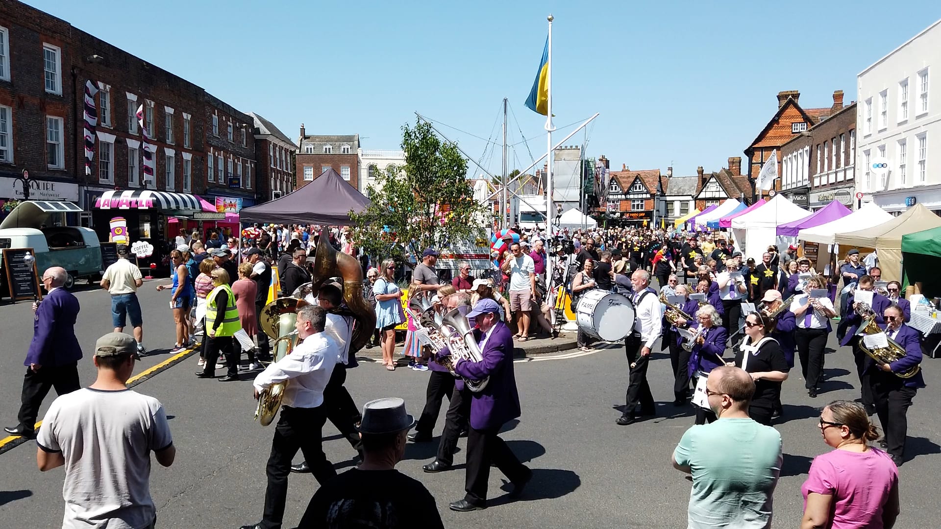 Ray Collins Carnival Parade rfcqcn