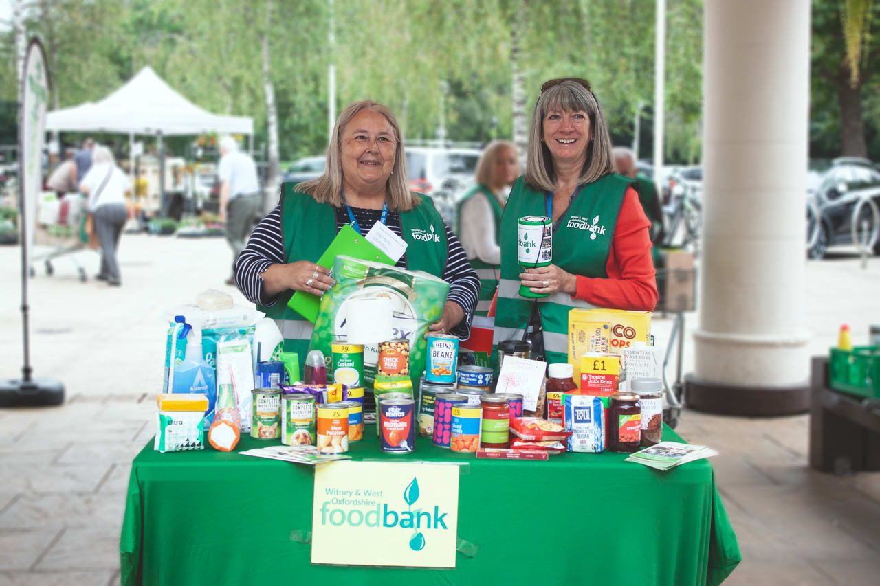 Witney Foodbank 2 yvw2vg